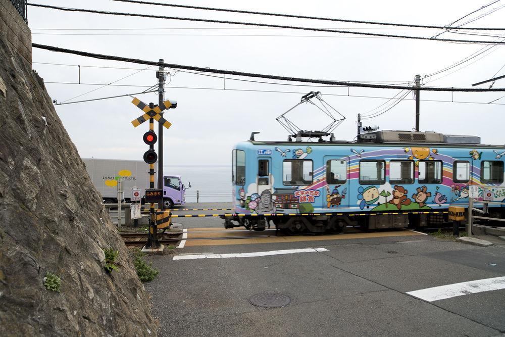 Iza Kamakura Guest House And Bar Exterior photo