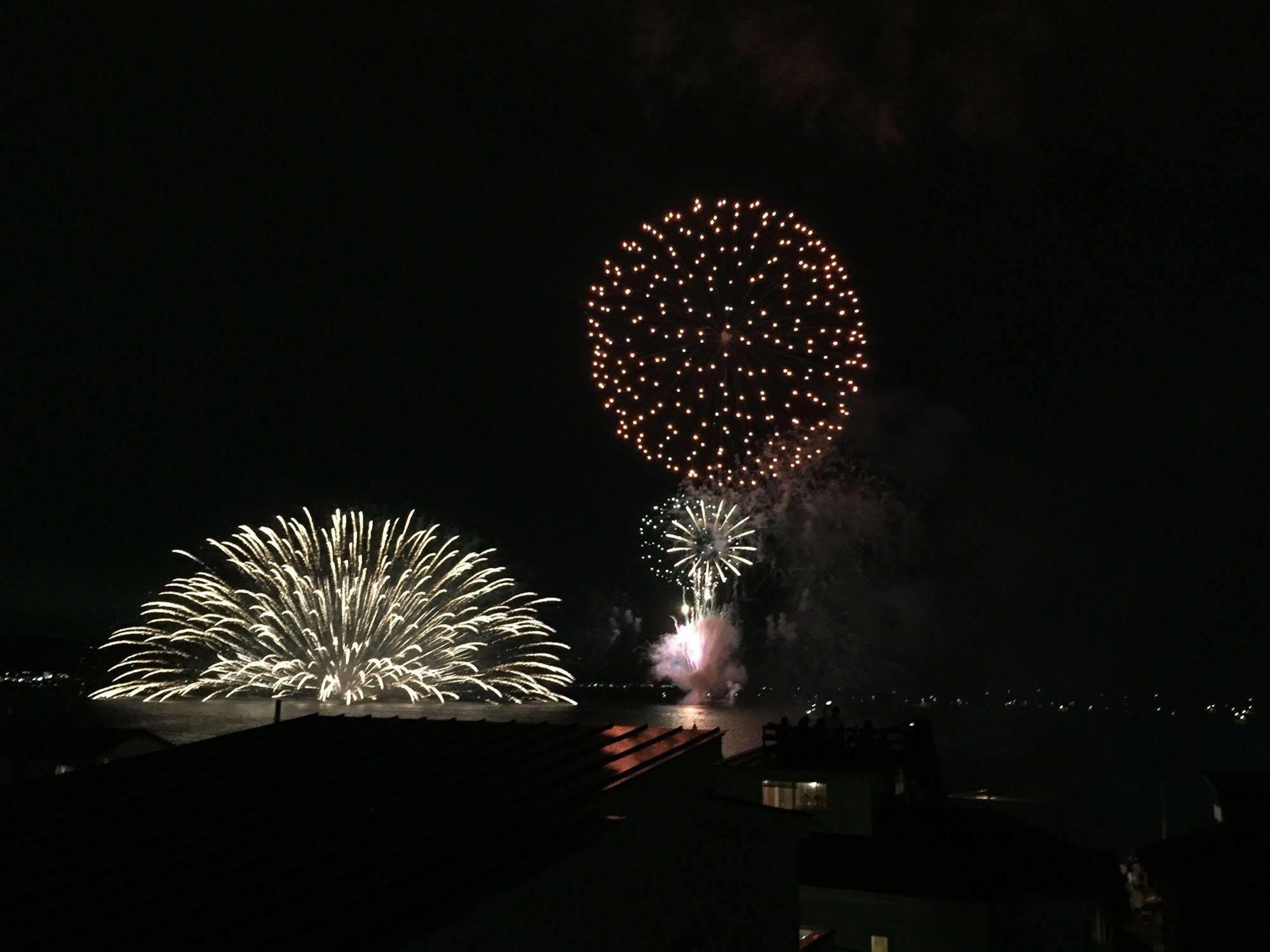 Iza Kamakura Guest House And Bar Exterior photo